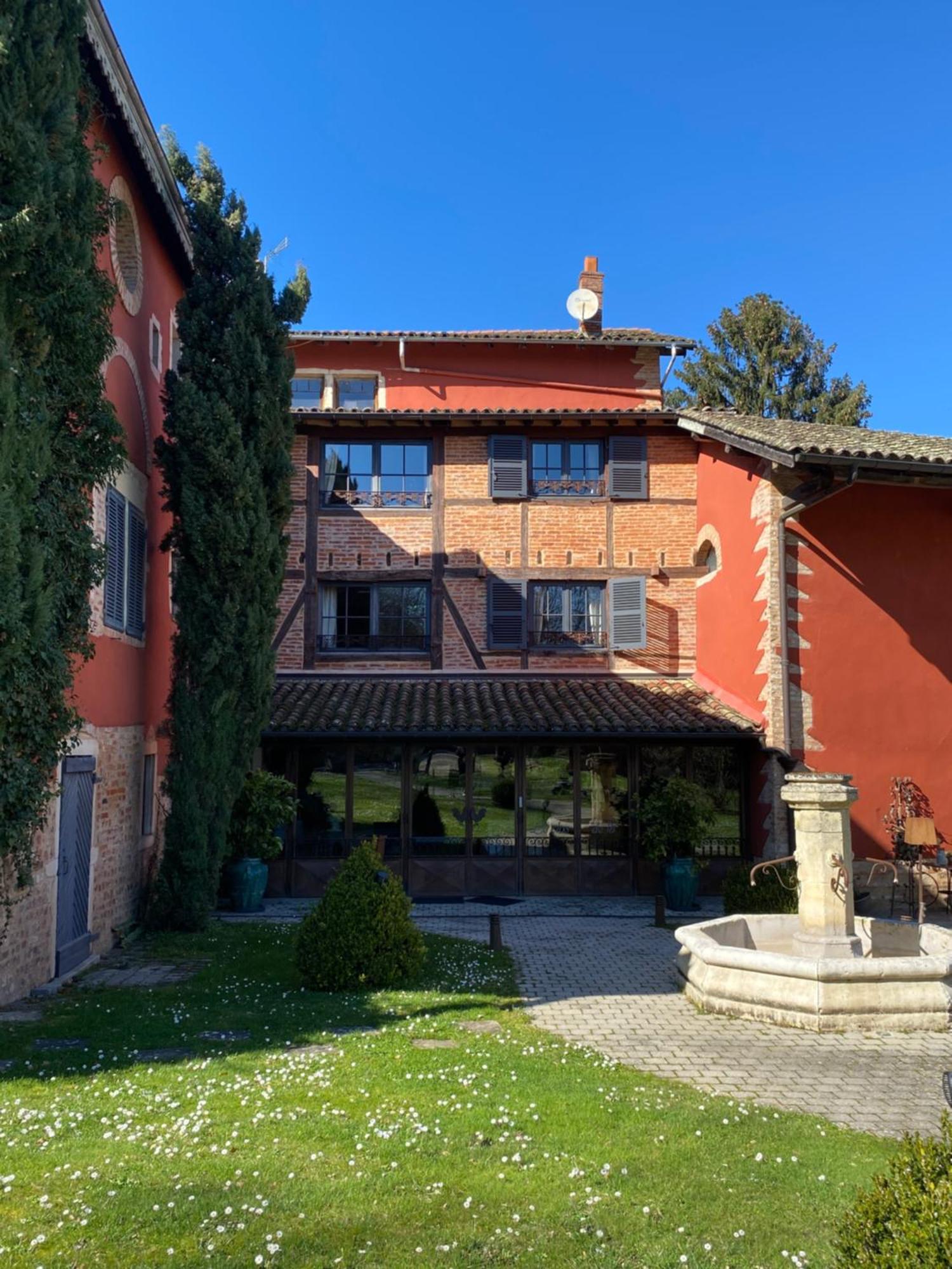 Hotel Les Jardins De La Tour Châtillon-sur-Chalaronne Exterior foto